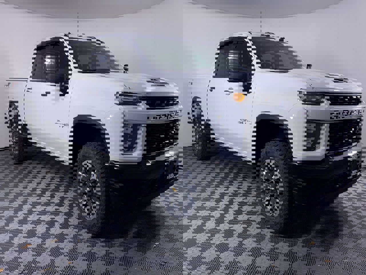 Certified 2022 Chevrolet Silverado 2500 Custom w/ Custom Value Package AWD/4WD image 28