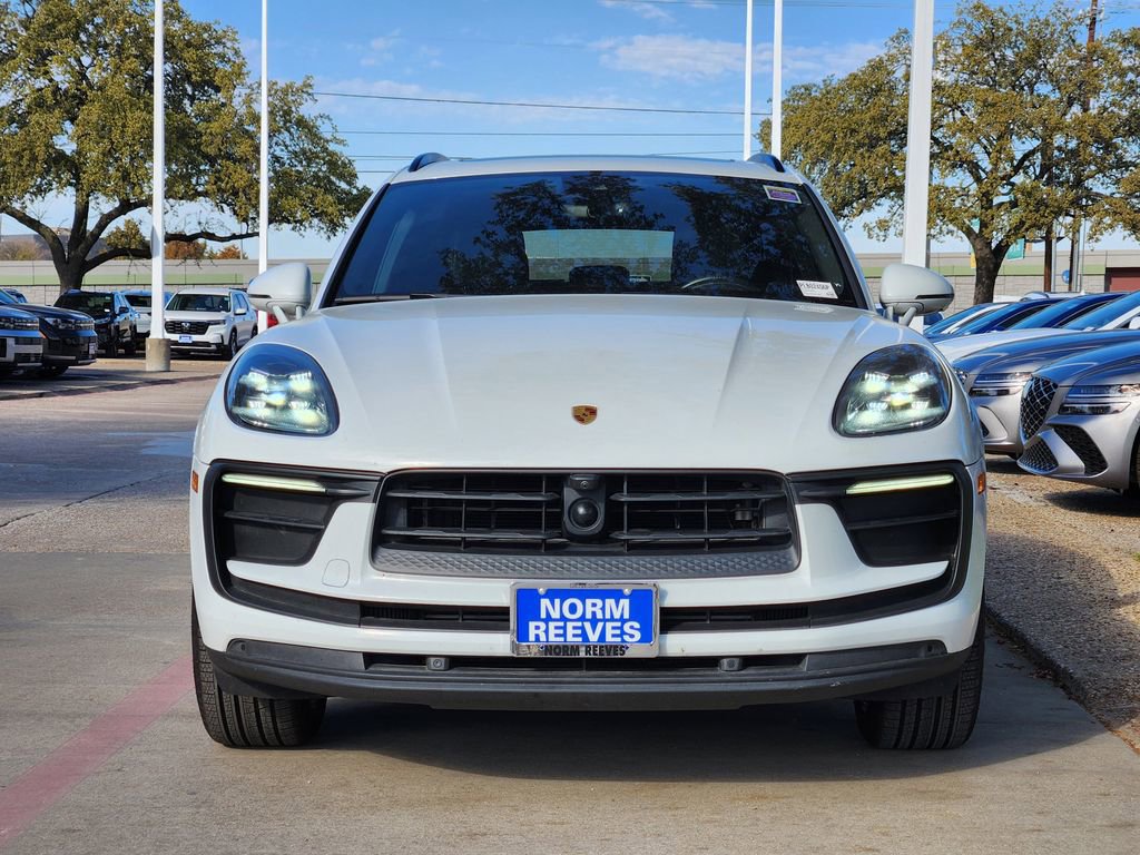 Used 2023 Porsche Macan video 2