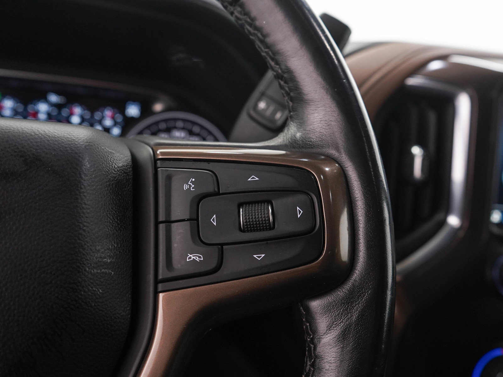 Used 2022 Chevrolet Silverado 2500 High Country w/ Technology Package AWD/4WD image 28