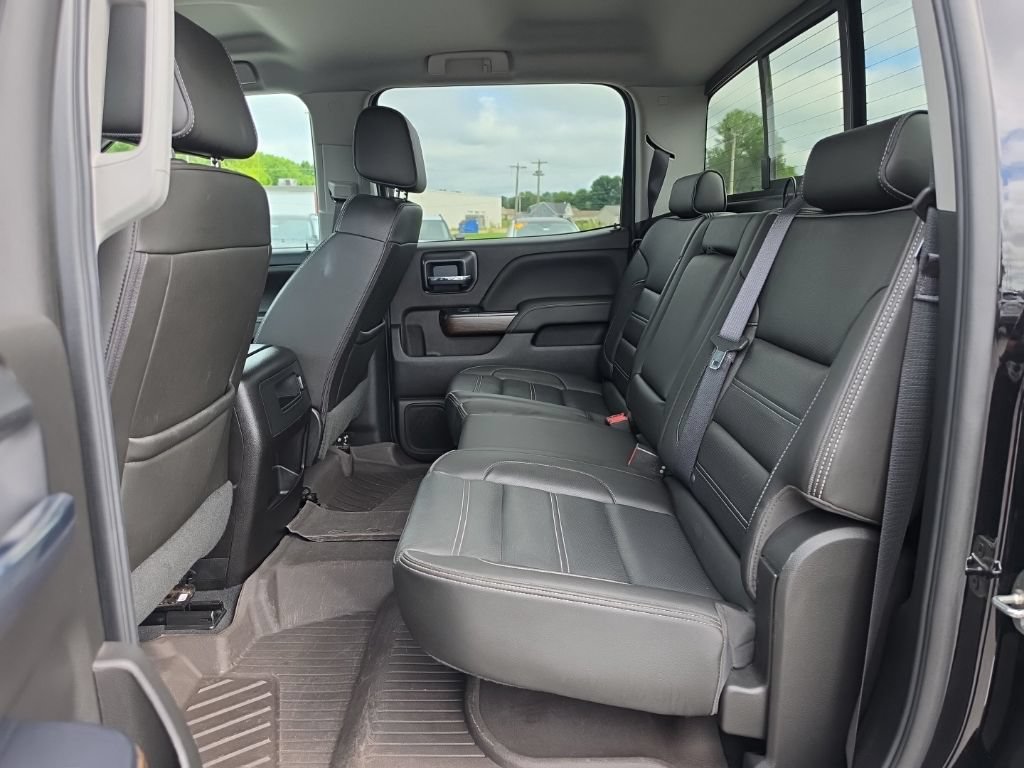 Used 2019 GMC Sierra 2500 Denali w/ Duramax Plus Package AWD/4WD image 25