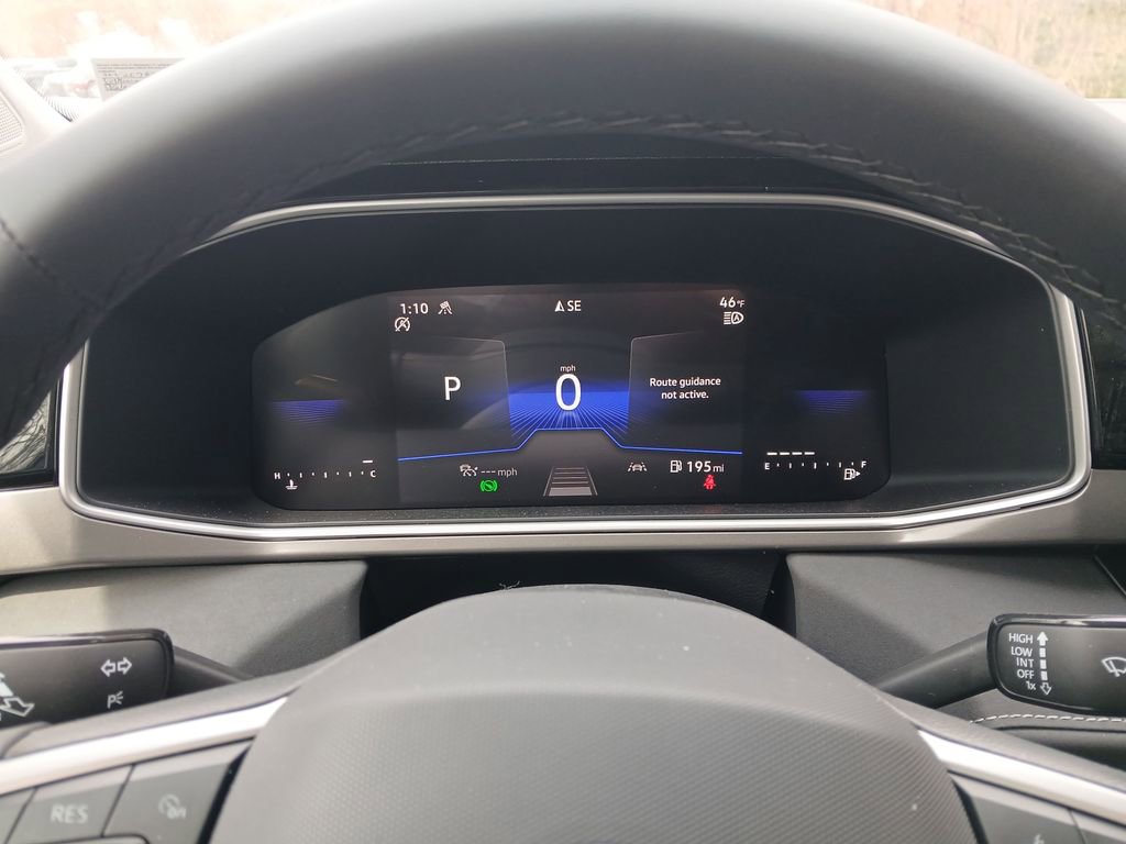 New 2026 Volkswagen Taos SE image 15