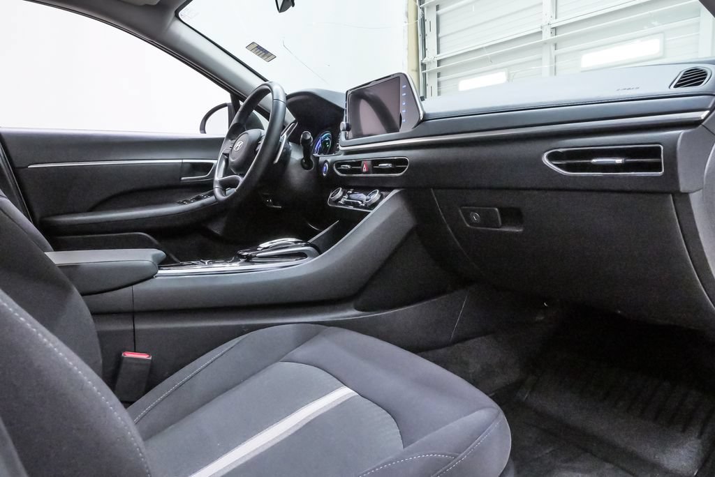 Used 2023 Hyundai Sonata SEL w/ Cargo Package FWD image 12
