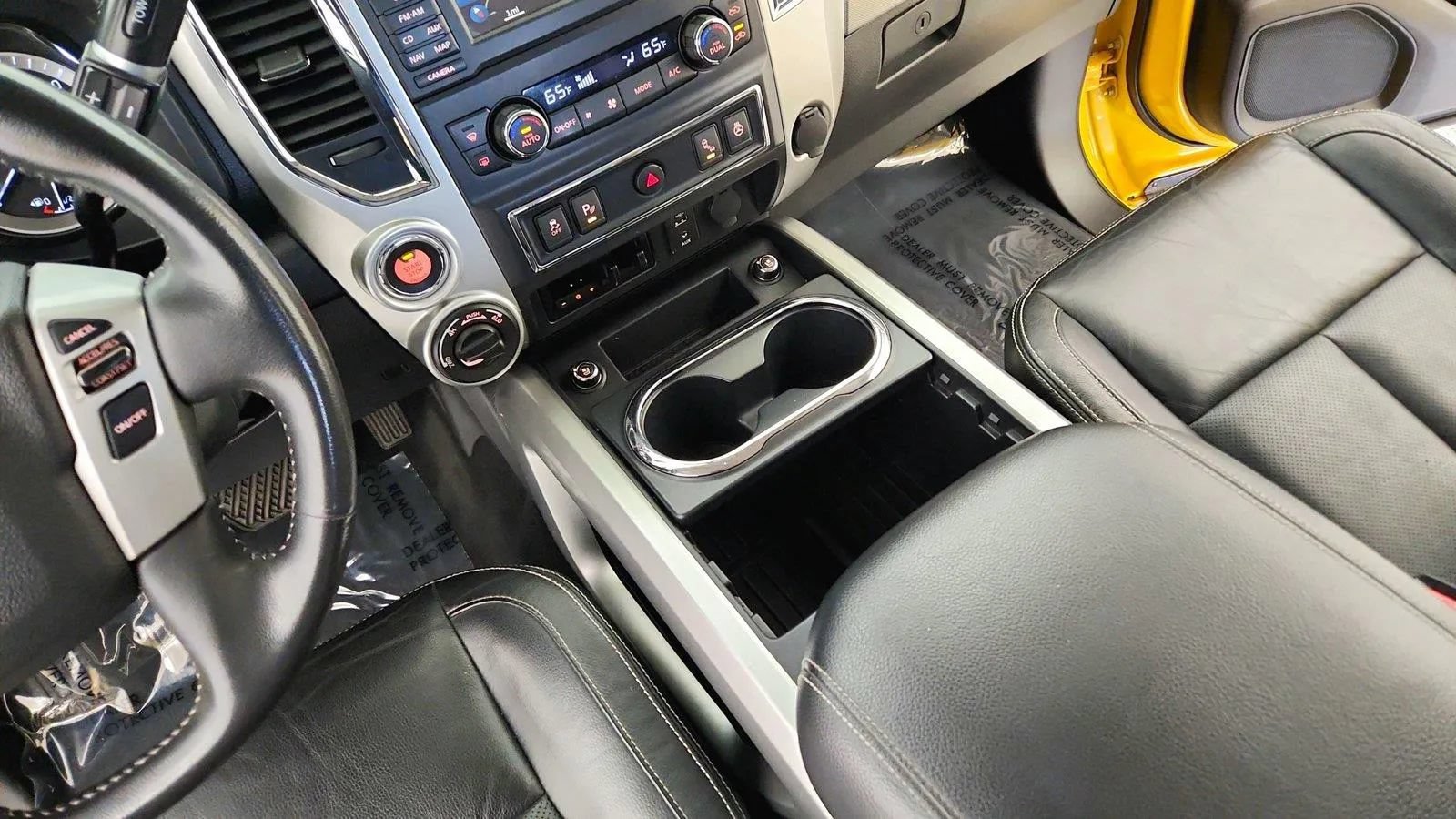 Used 2017 Nissan Titan PRO-4X w/ Pro-4x Convenience Package AWD/4WD image 27