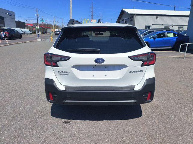 Certified 2022 Subaru Outback Premium AWD/4WD image 7