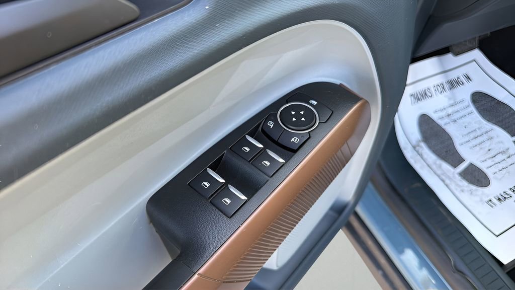 Used 2023 Ford Maverick Lariat w/ Equipment Group 500A Standard image 23