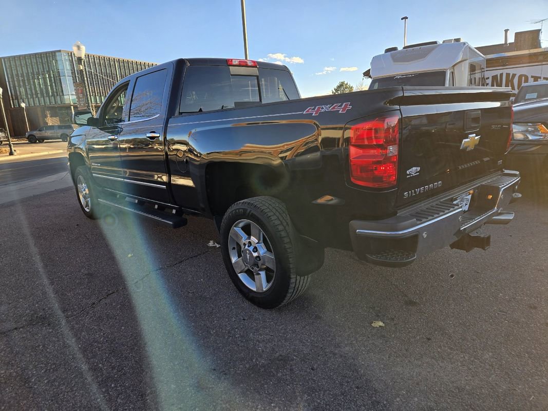 Used 2015 Chevrolet Silverado 2500 LTZ w/ LTZ Plus Package image 7