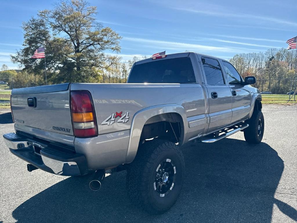 Used 2002 Chevrolet Silverado 2500 LT w/ Off-Road Skid Plate Pkg image 4