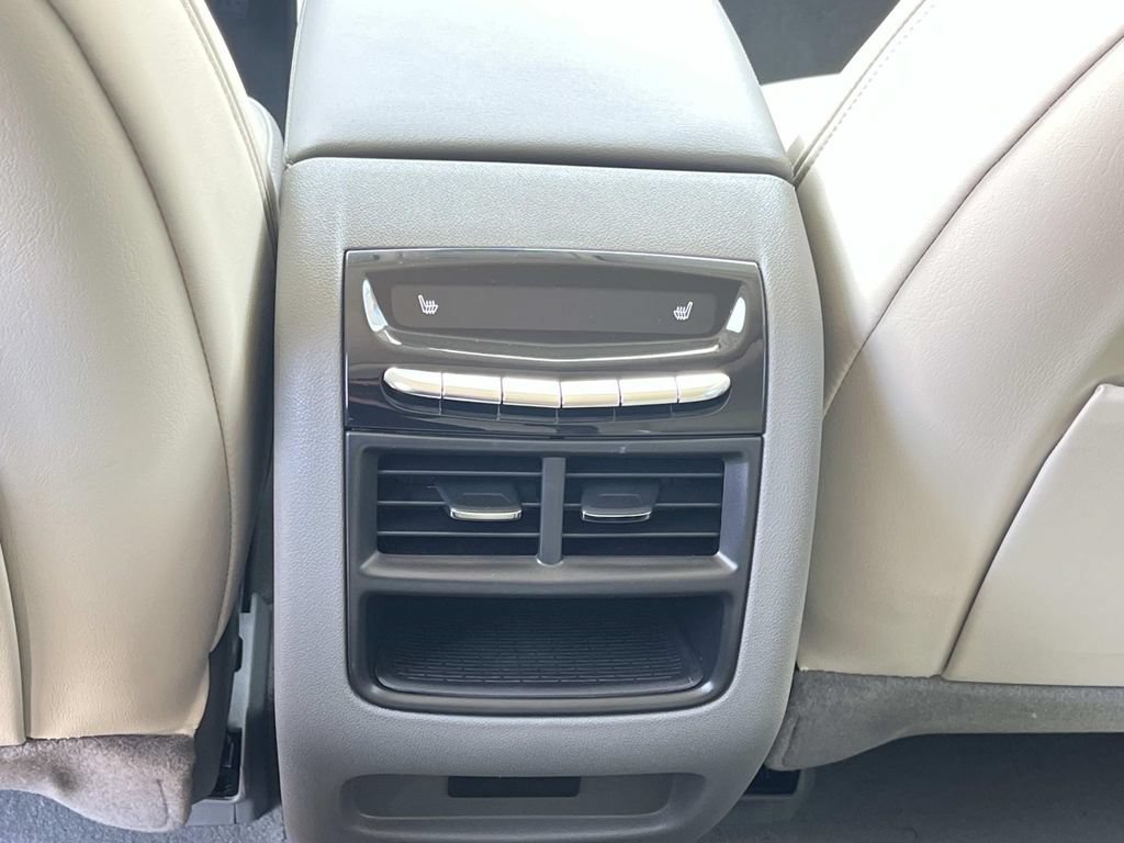 New 2026 Cadillac XT5 Premium Luxury w/ Driver Assist Package AWD/4WD image 18