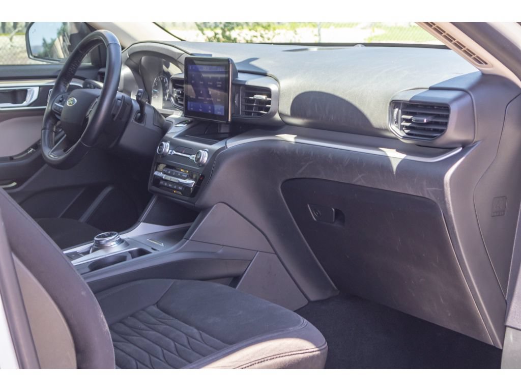 Used 2020 Ford Explorer XLT w/ Comfort Package AWD/4WD image 10
