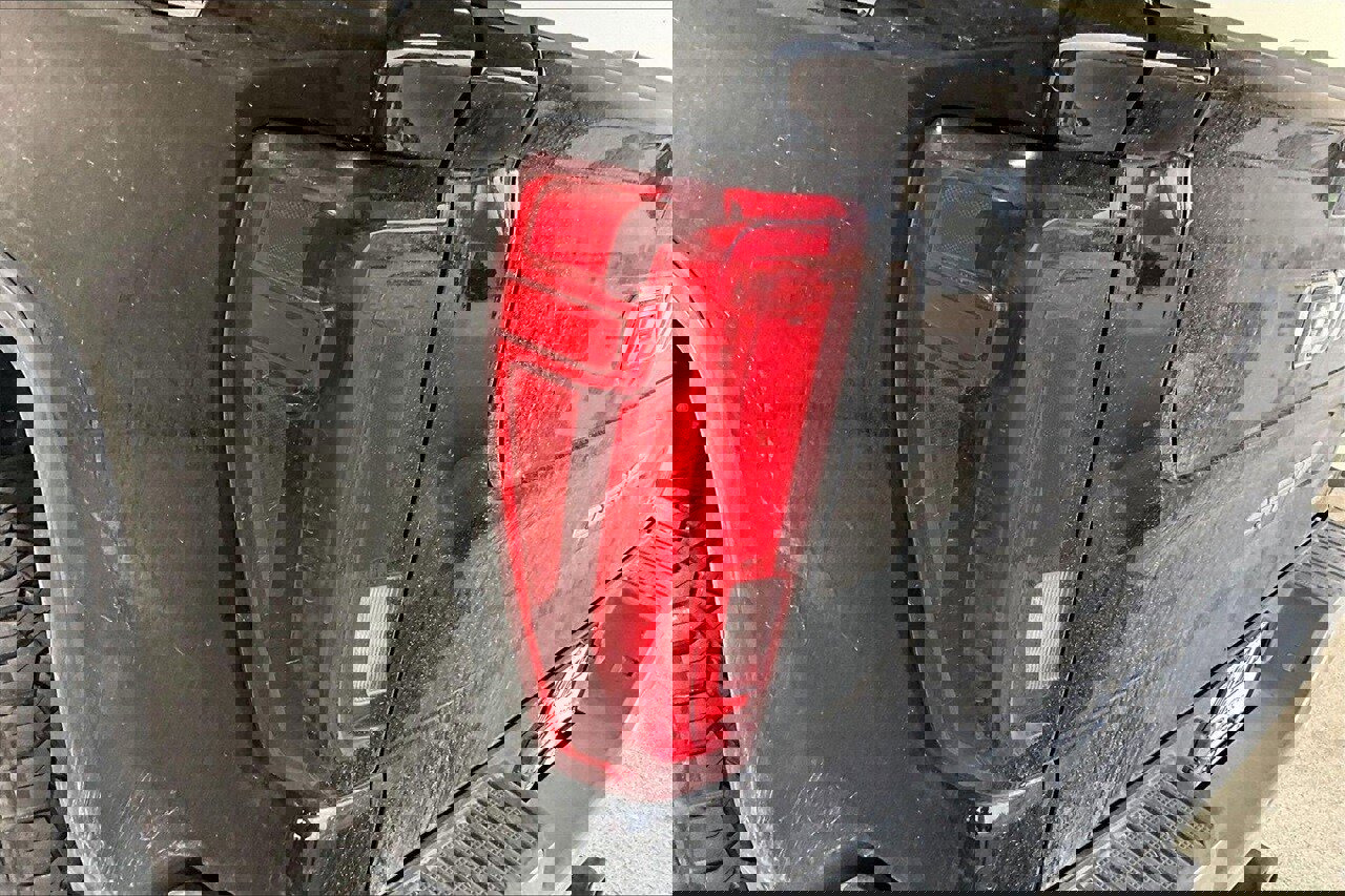 Used 2019 GMC Sierra 1500 SLT image 13