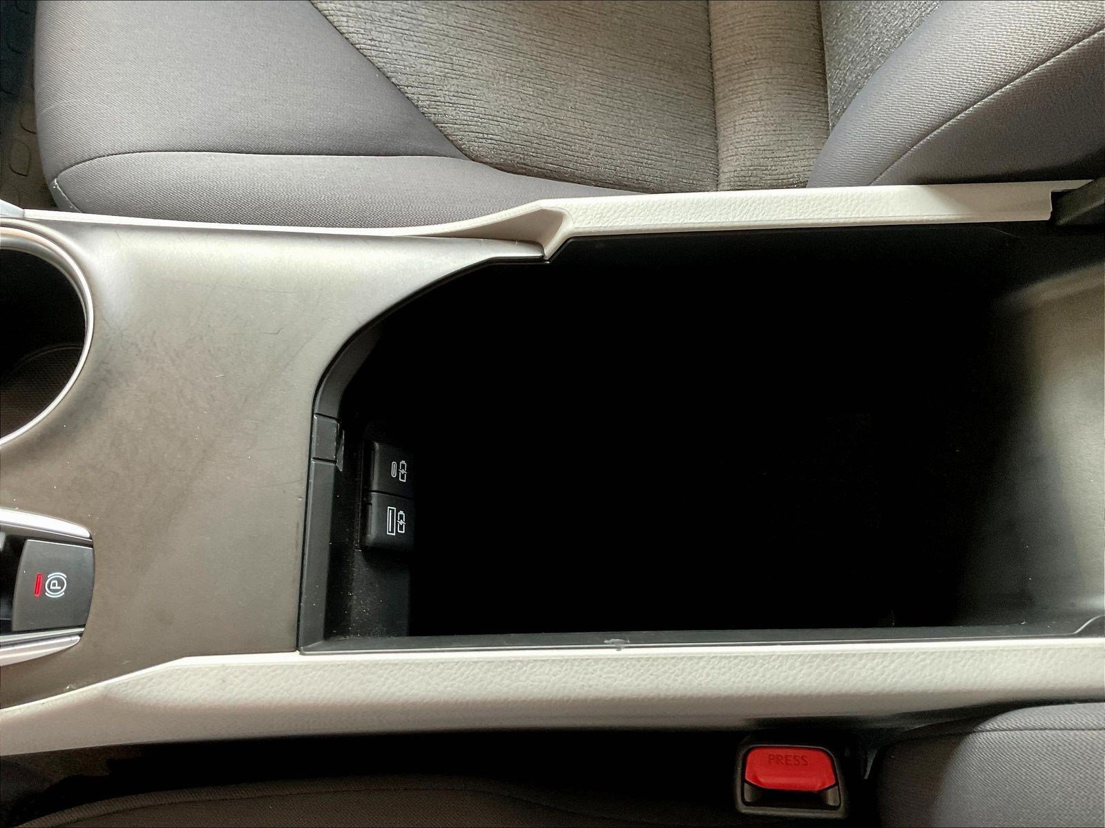 Used 2021 Toyota Camry LE FWD image 15