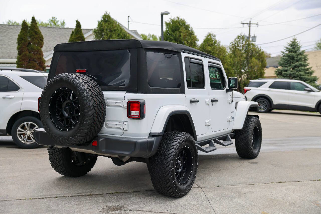 Used 2023 Jeep Wrangler Unlimited Sahara w/ Cold Weather Group AWD/4WD image 3