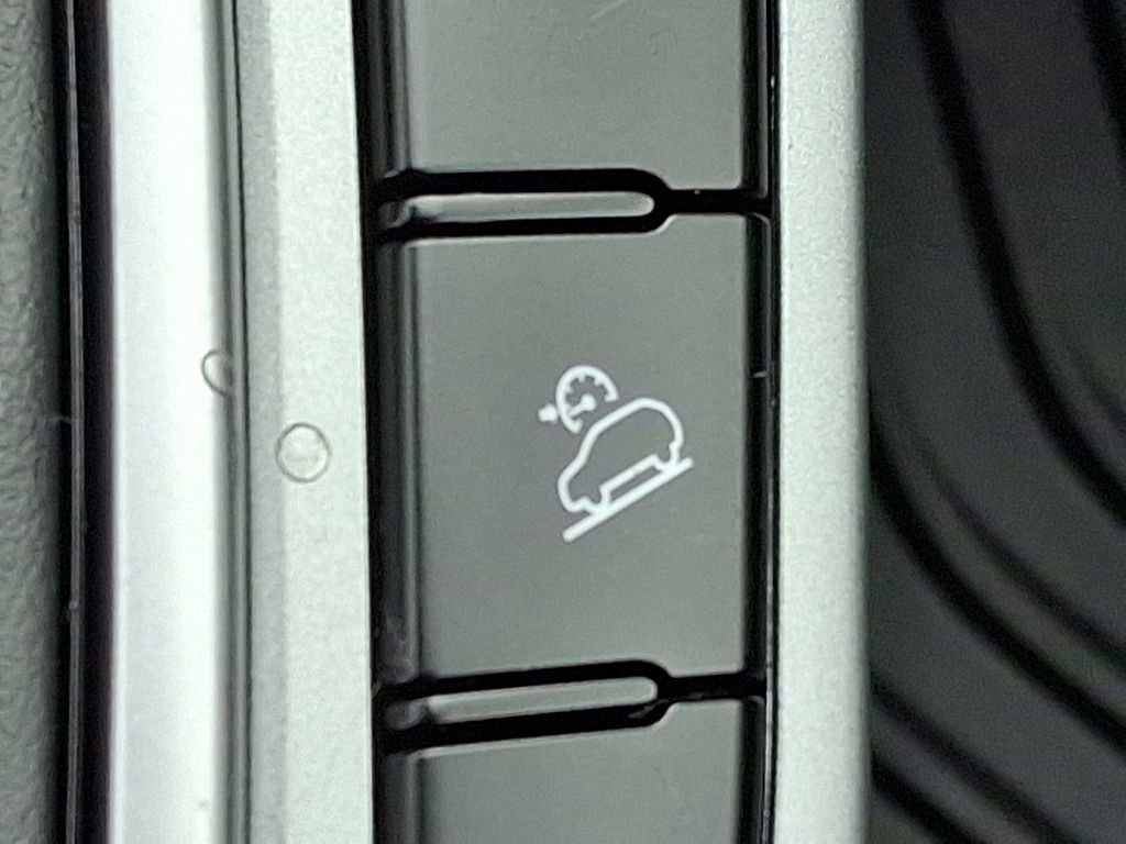 Certified 2024 Kia Seltos LX image 24