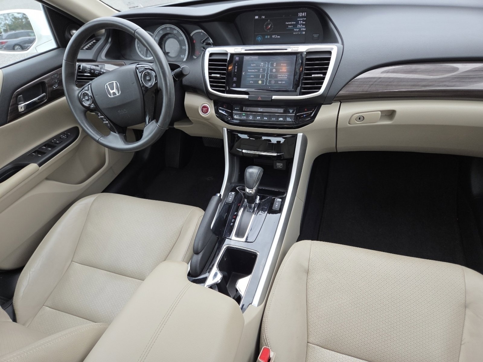 Used 2017 Honda Accord EX-L image 23