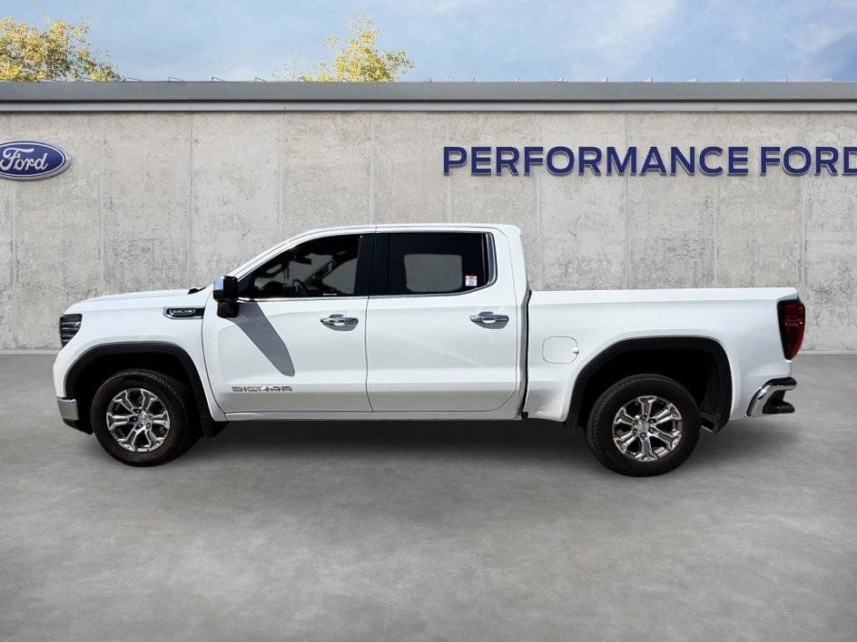 Used 2025 GMC Sierra 1500 SLT image 12