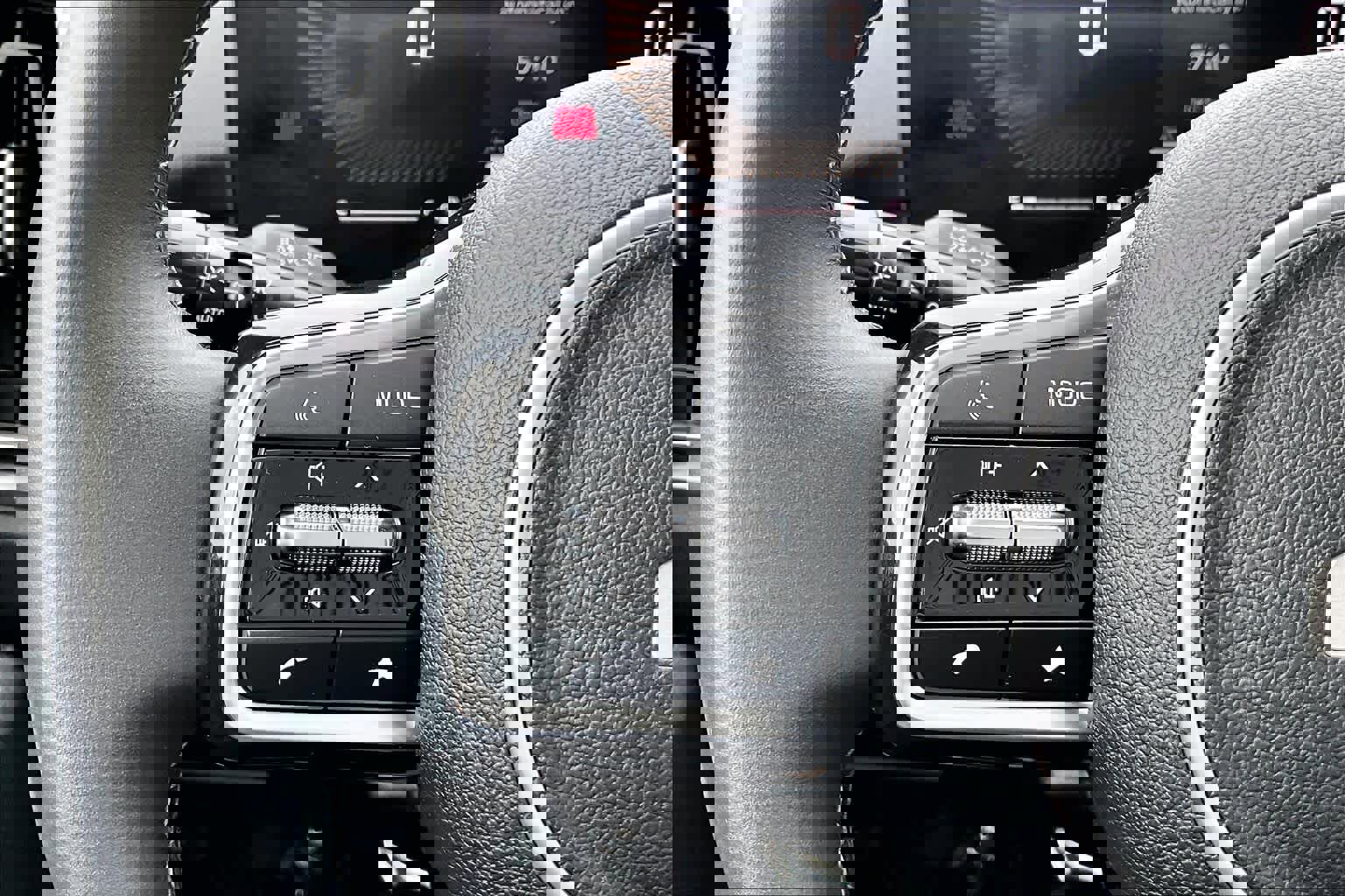 Used 2024 Kia Sorento EX w/ Panoramic Sunroof Package image 22