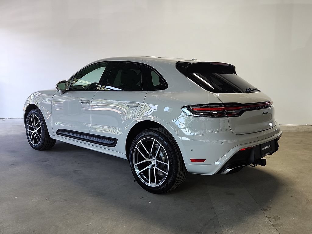 New 2026 Porsche Macan AWD/4WD image 3