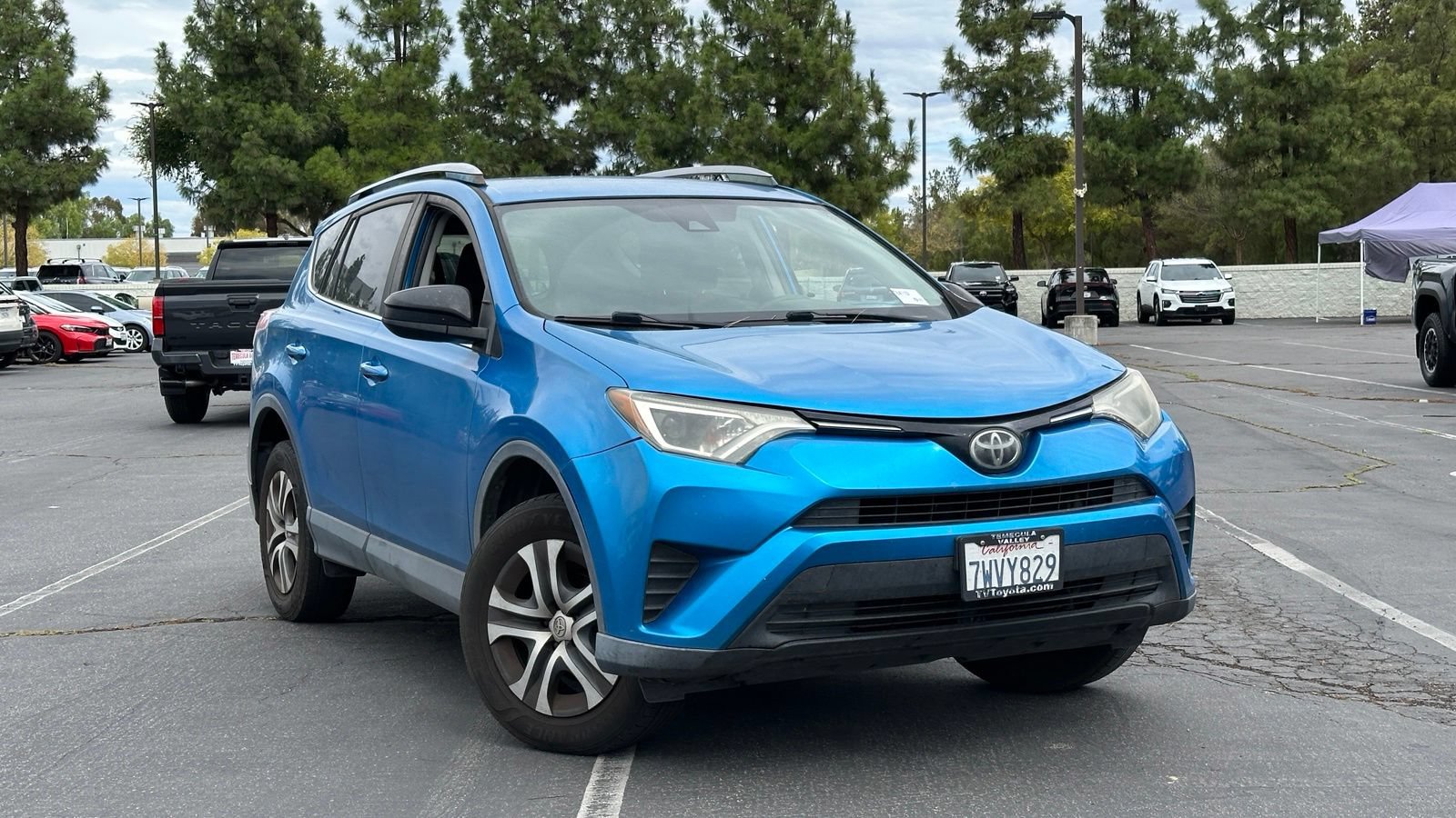 Used 2017 Toyota RAV4 LE w/ Carpet Mat Package FWD image 1