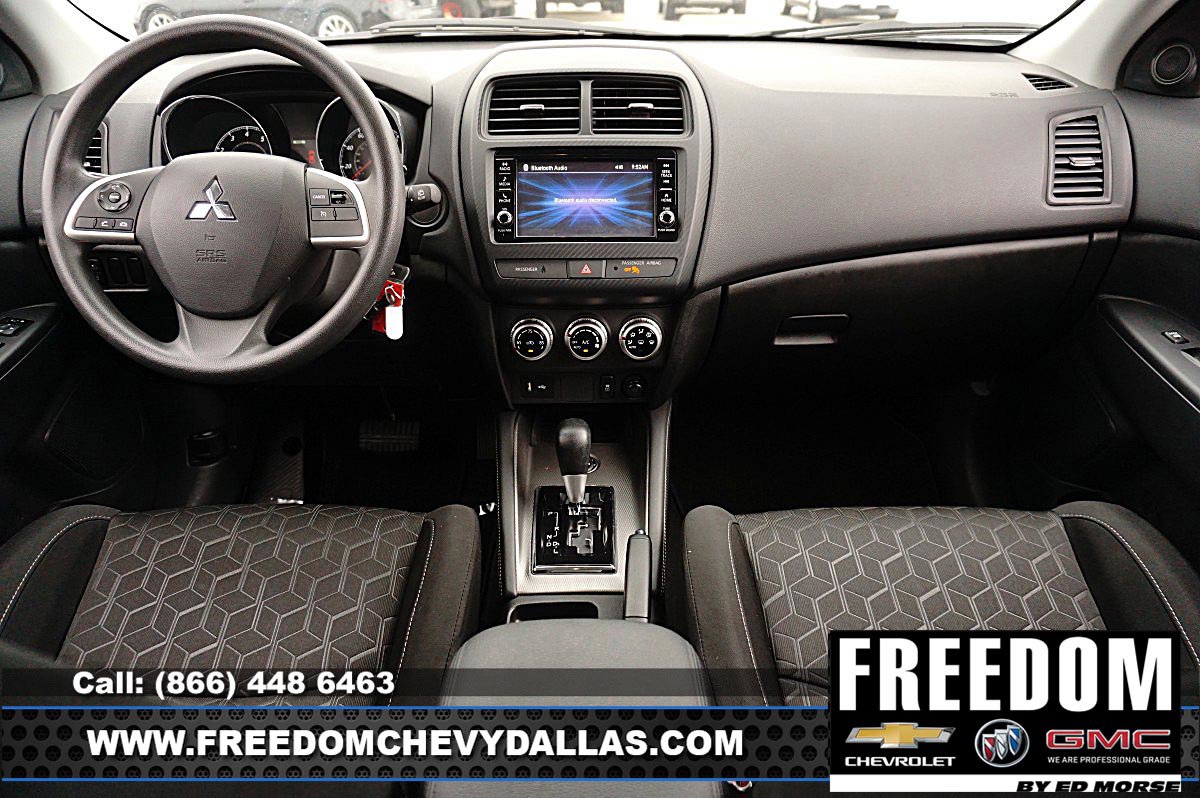 Used 2025 Mitsubishi Outlander Sport AWD image 7