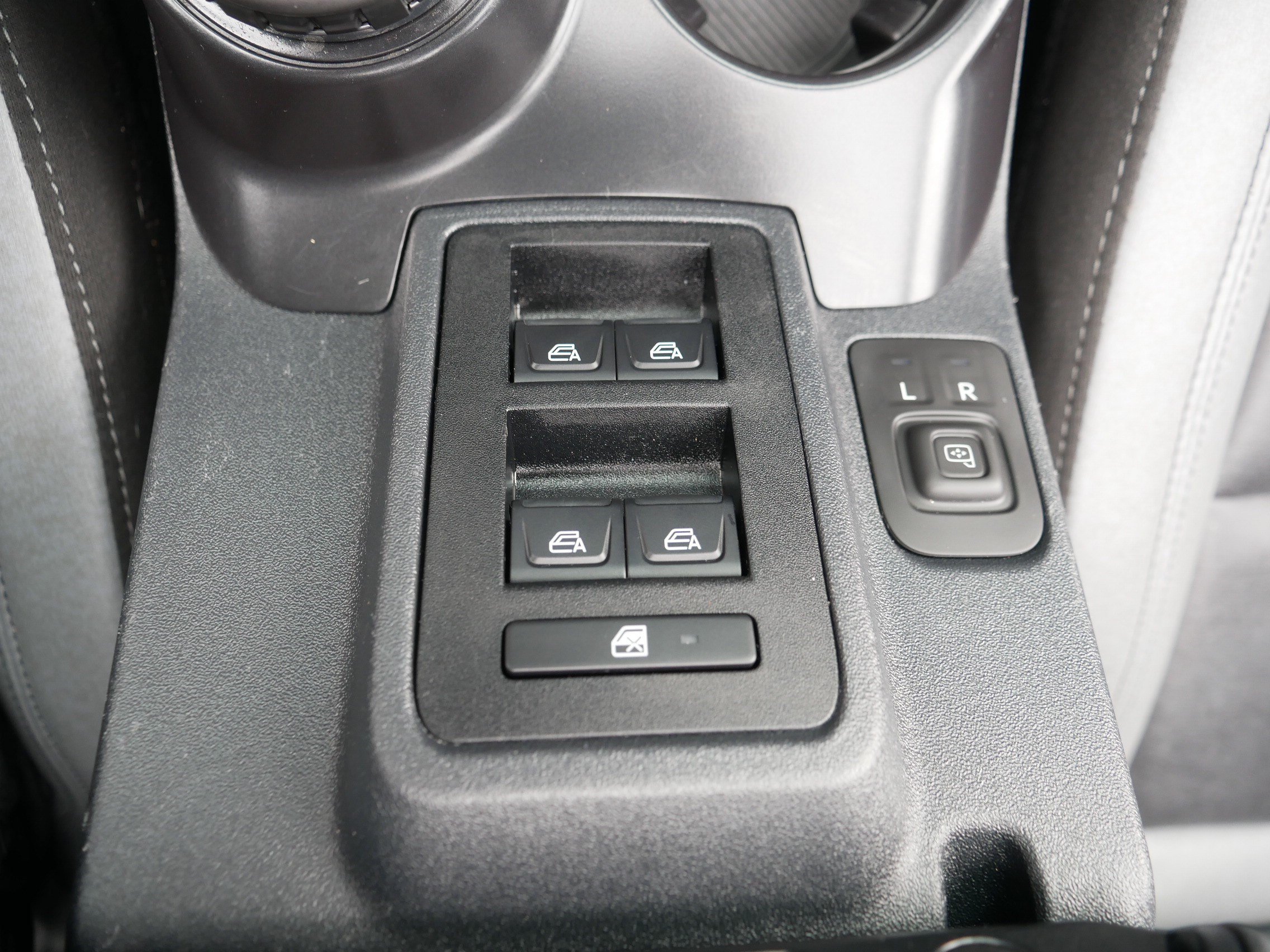 Used 2024 Ford Bronco Black Diamond AWD/4WD image 31