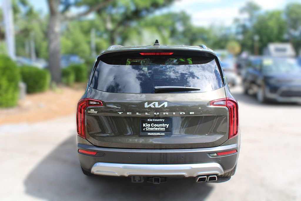 Used 2022 Kia Telluride SX w/ Towing Package FWD image 8