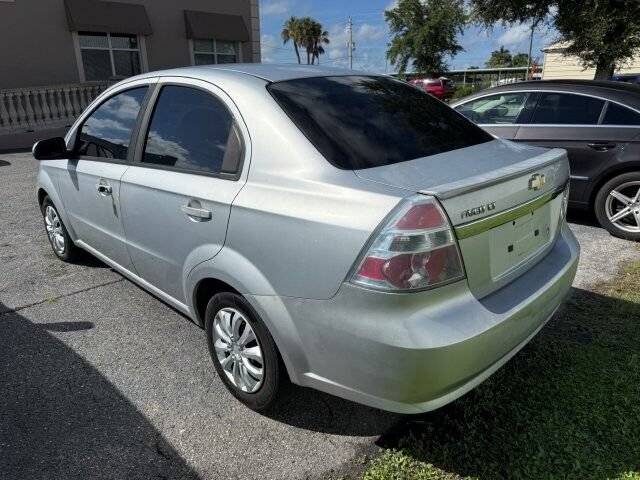 Used 2011 Chevrolet Aveo LT FWD image 6