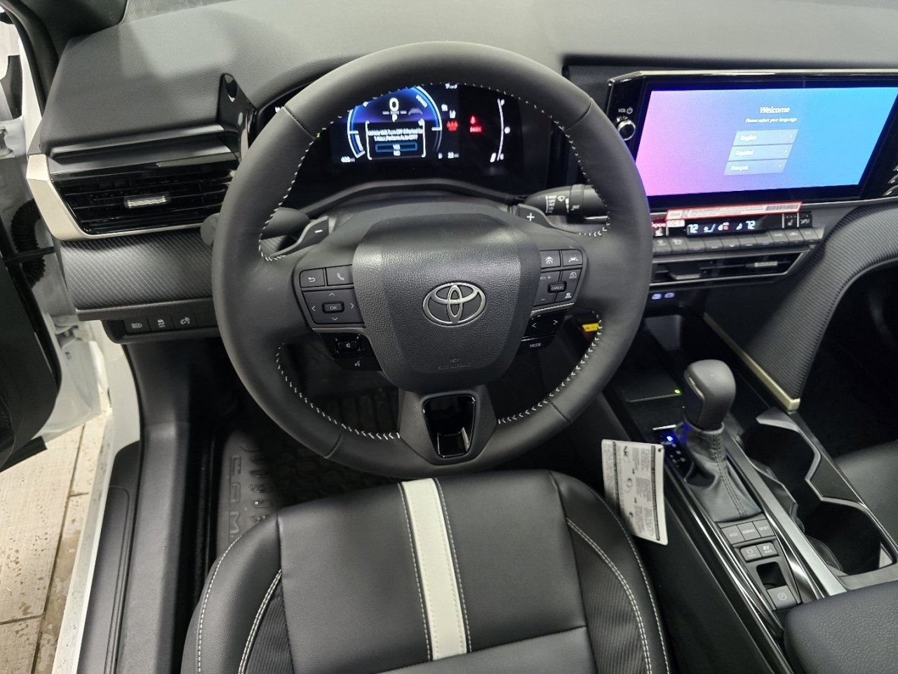 New 2026 Toyota Camry Hybrid image 25
