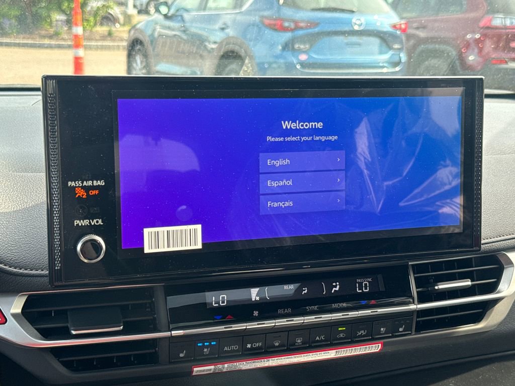 New 2026 Toyota Sienna Platinum AWD/4WD image 24