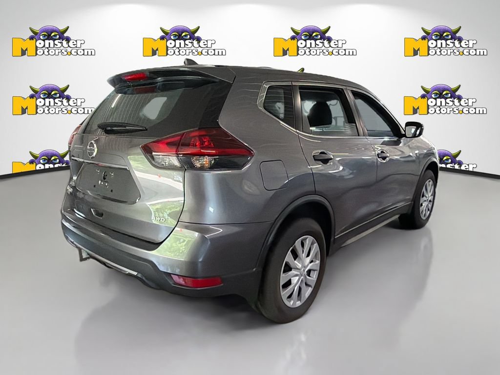 Used 2018 Nissan Rogue S AWD/4WD image 4