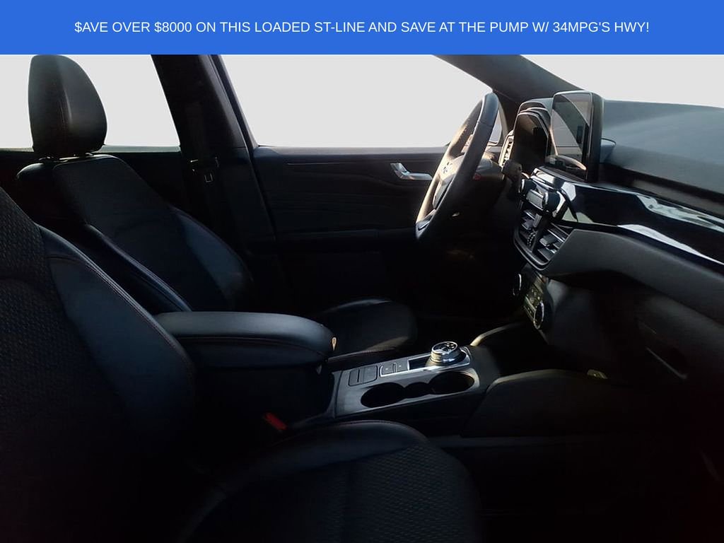 Used 2025 Ford Escape ST-Line FWD image 12