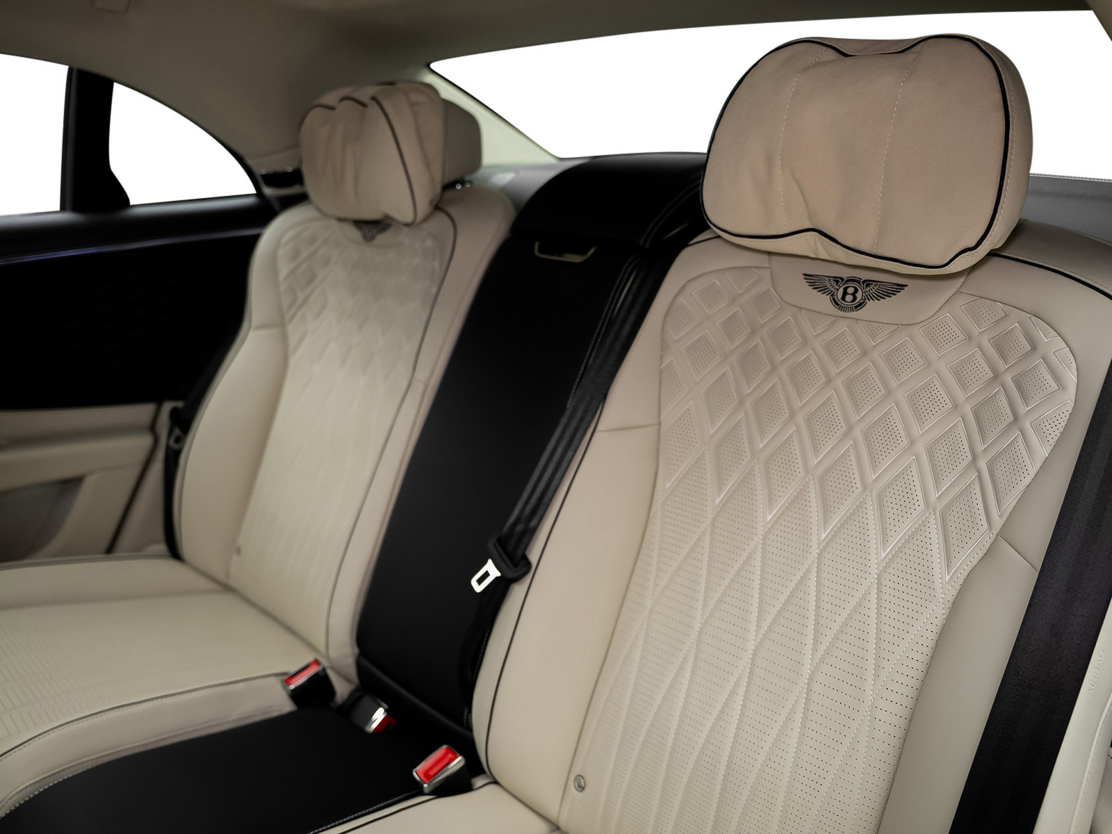 Used 2022 Bentley Flying Spur Plug-In Hybrid AWD/4WD image 37