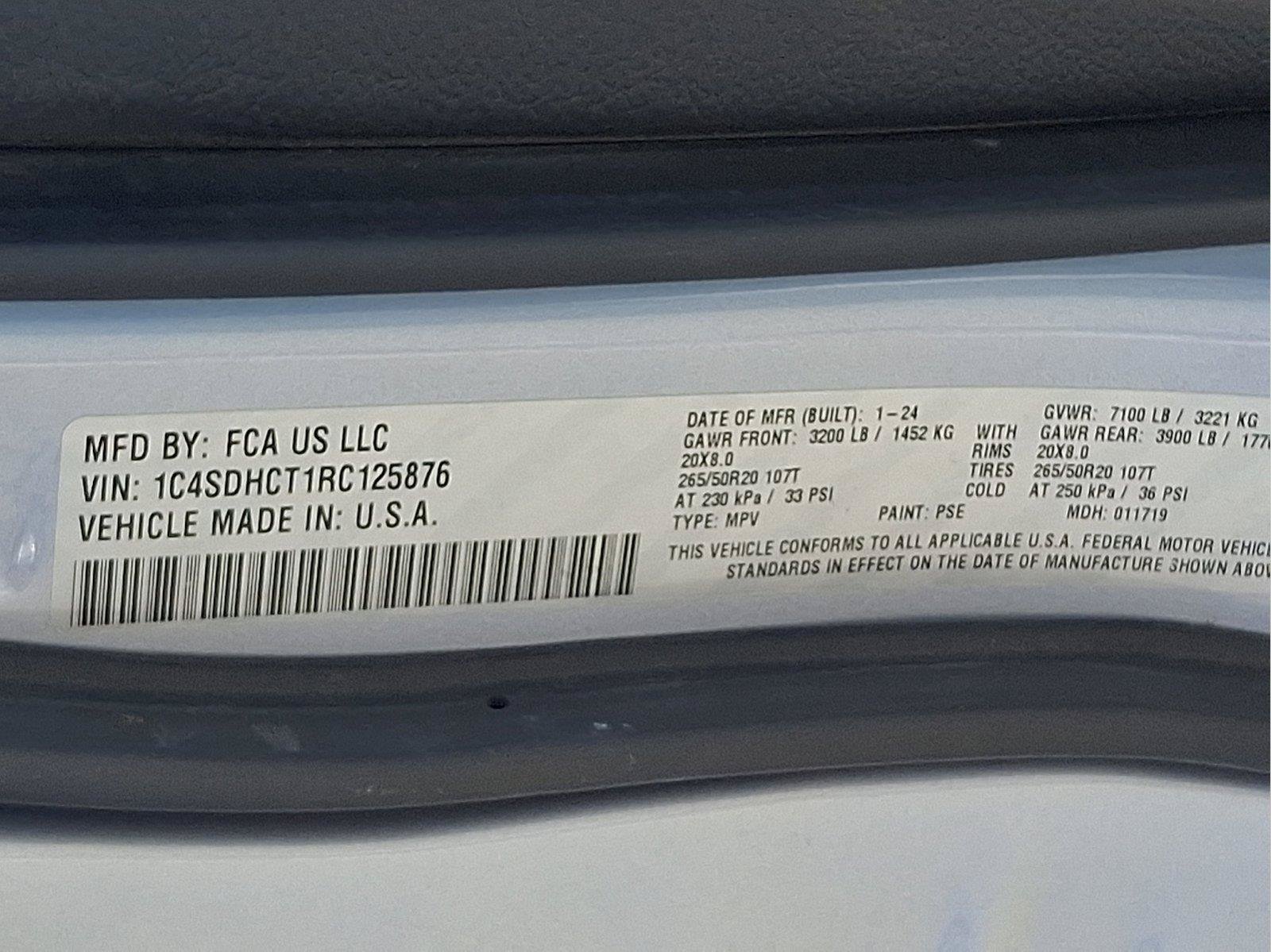 Used 2024 Dodge Durango R/T w/ Blacktop Package RWD image 22