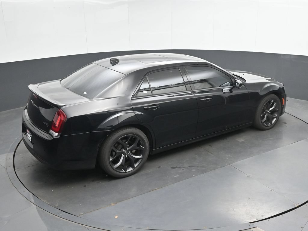 Used 2022 Chrysler 300 S RWD image 30