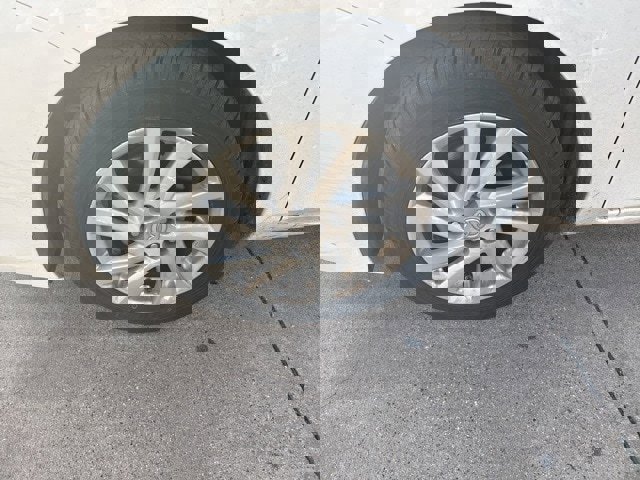 Used 2012 MAZDA MAZDA3 i Touring image 10