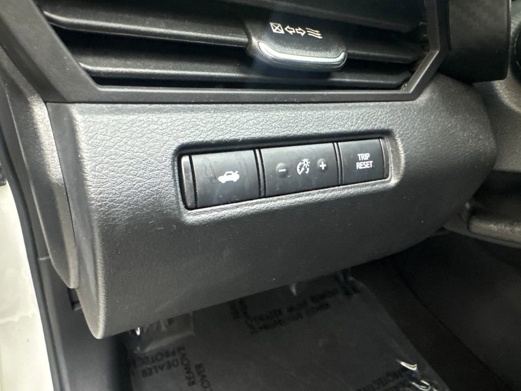 Used 2022 Nissan Altima 2.0 SR FWD image 55