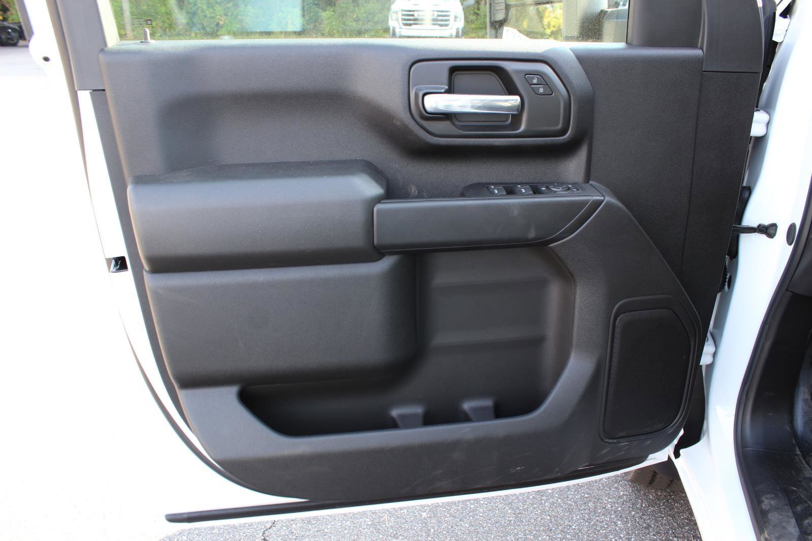 New 2025 GMC Sierra 2500 Pro w/ Convenience Package image 12