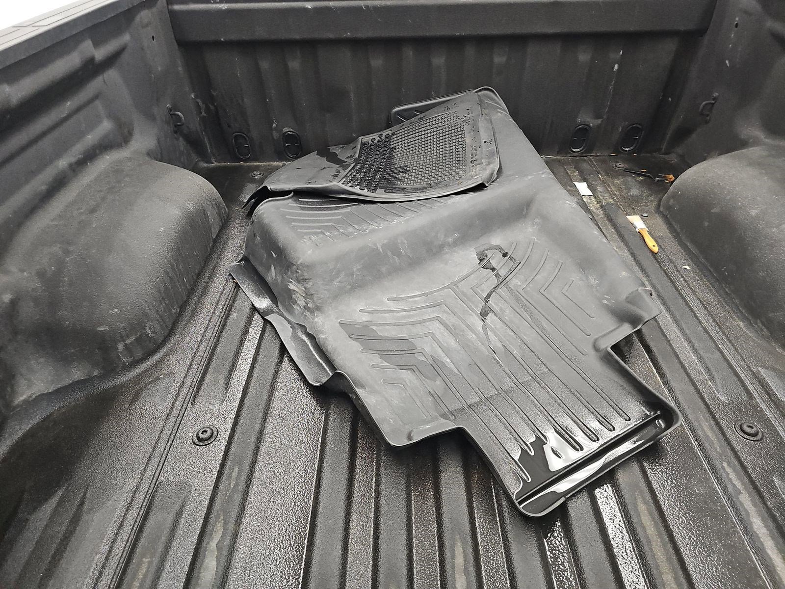 Used 2019 Toyota Tundra SR5 w/ SR5 Upgrade Package image 14