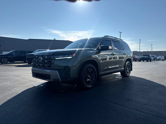 Used 2026 Honda Pilot TrailSport image 3