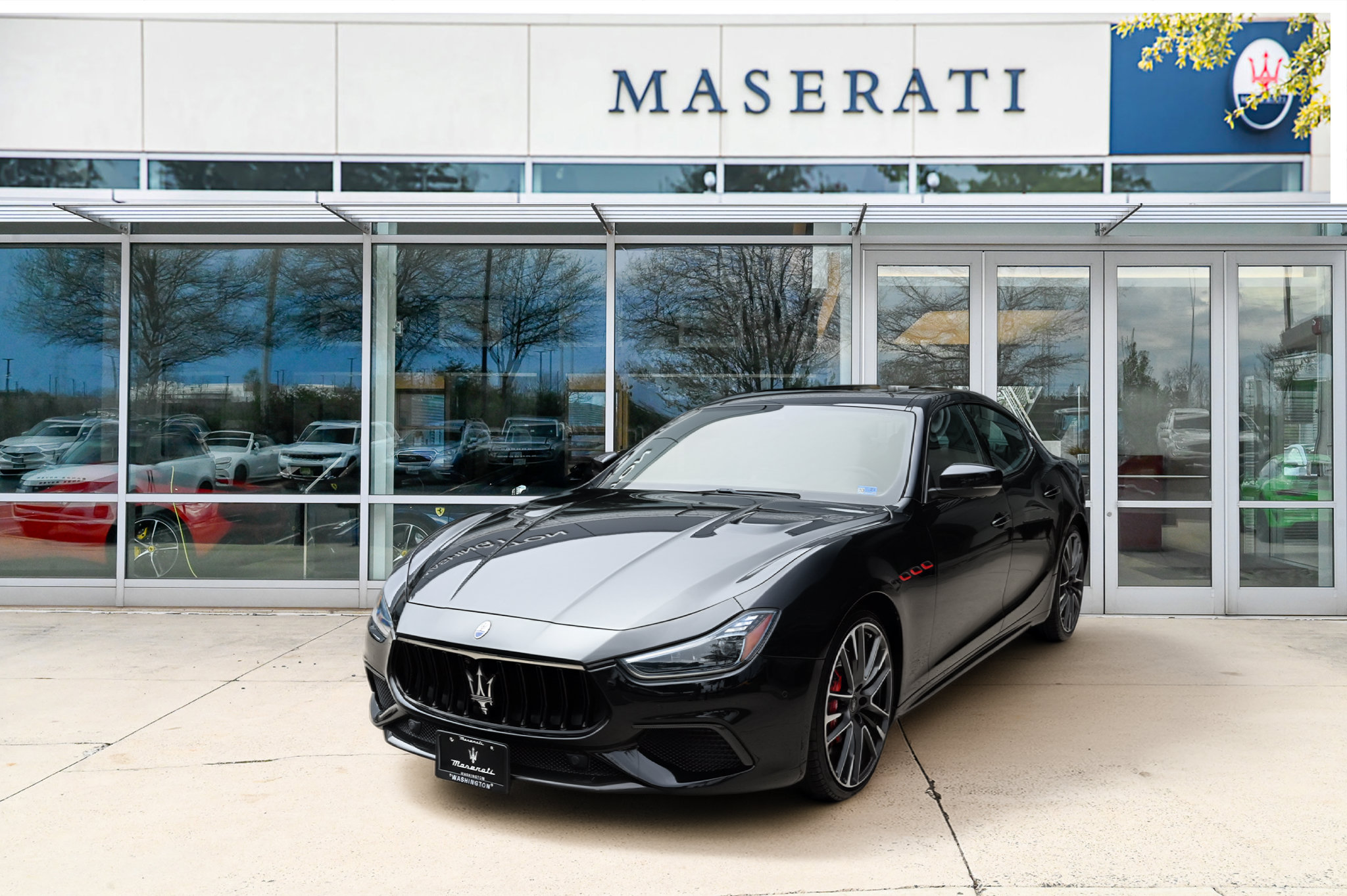 Used 2021 Maserati Ghibli Trofeo RWD image 1