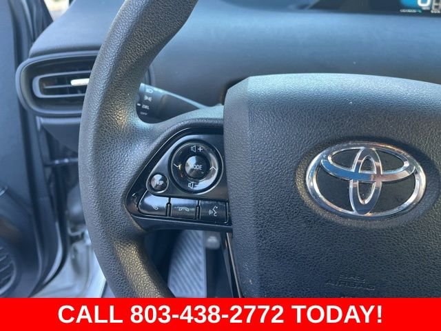 Used 2020 Toyota Prius LE FWD image 20