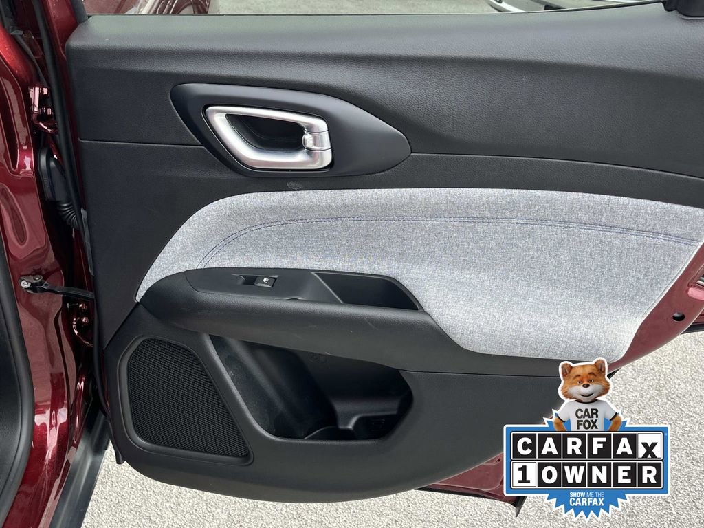 Used 2022 Jeep Compass Latitude image 19