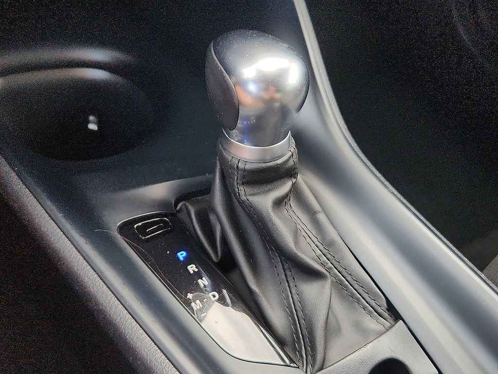 Used 2019 Toyota C-HR LE FWD image 9