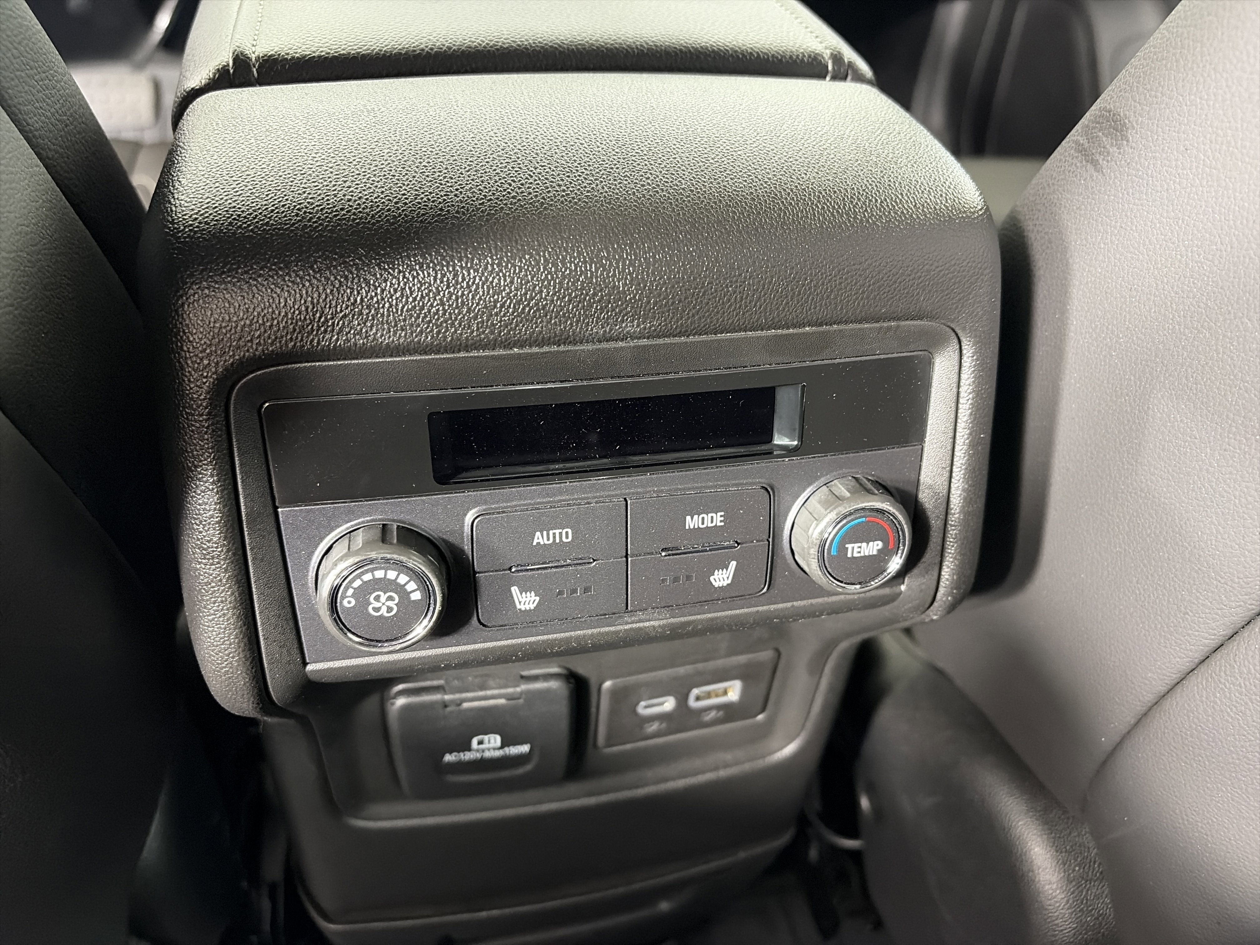 Used 2023 GMC Acadia SLT w/ Preferred Package AWD/4WD image 21
