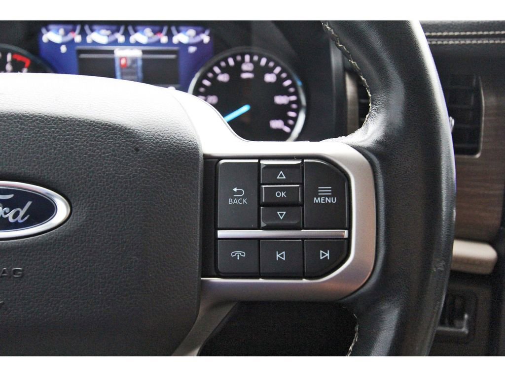 Used 2023 Ford Expedition Limited image 17