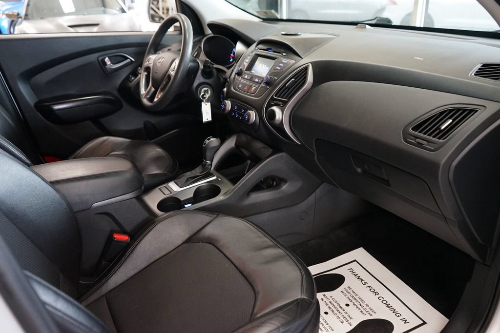 Used 2015 Hyundai Tucson GLS w/ Option Group 02 AWD/4WD image 37