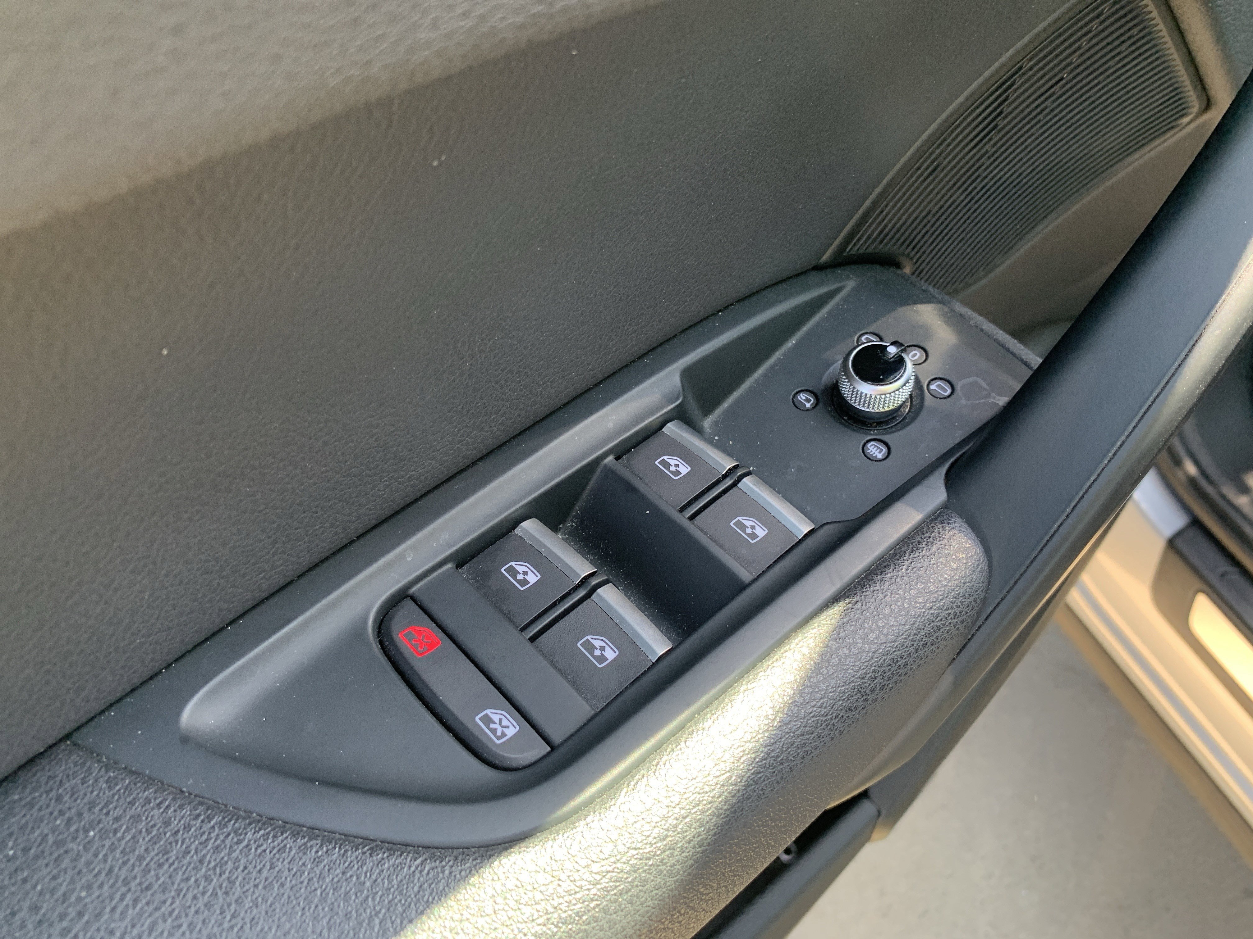 Used 2018 Audi Q5 2.0T Premium Plus AWD/4WD image 15