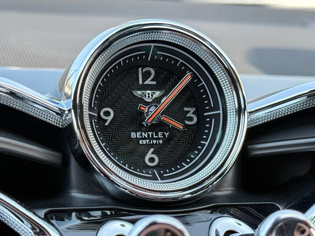 Used 2022 Bentley Bentayga Speed AWD/4WD image 22