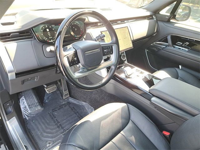 Used 2023 Land Rover Range Rover SE image 17