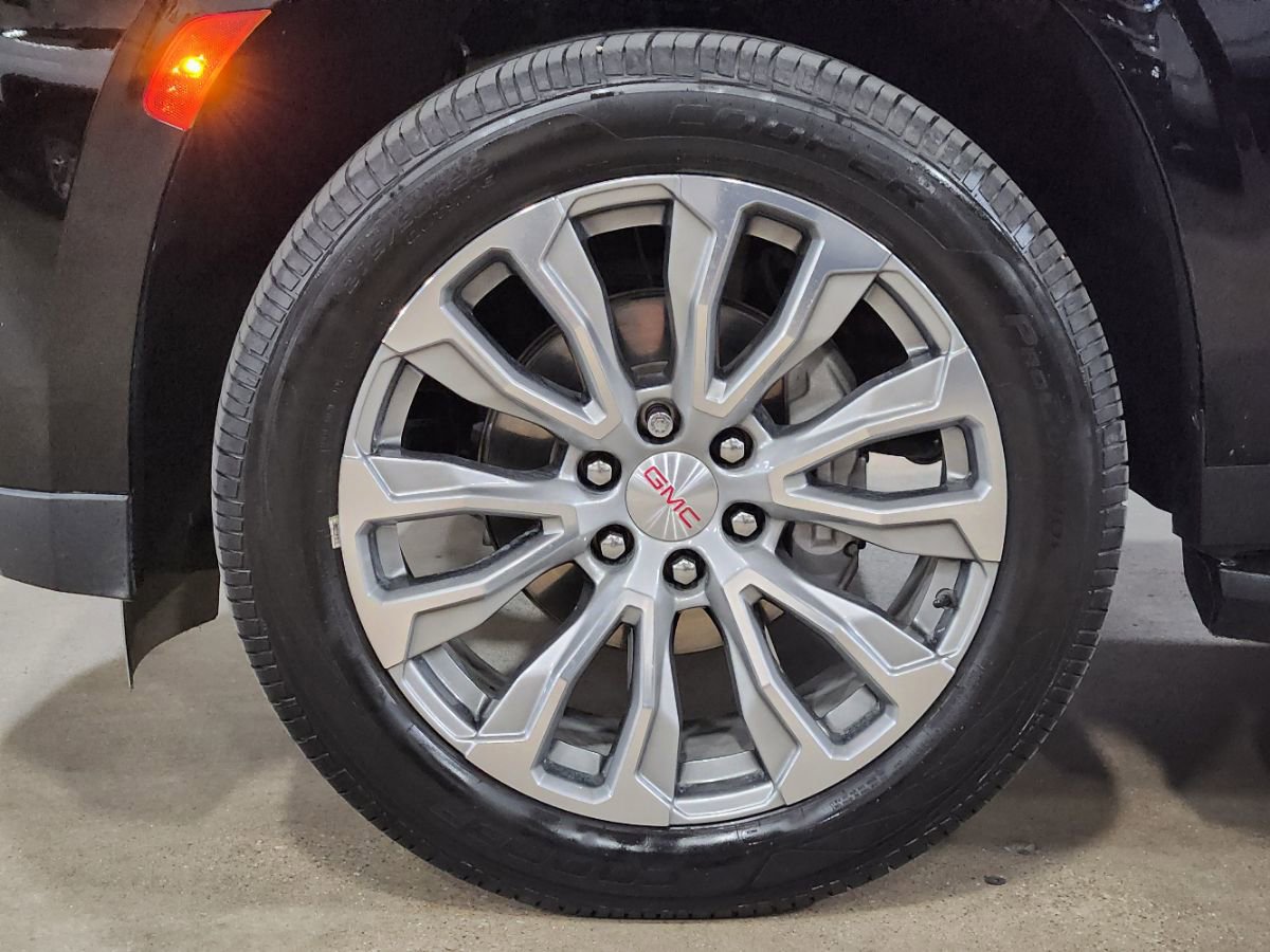 Used 2022 GMC Yukon Denali image 28