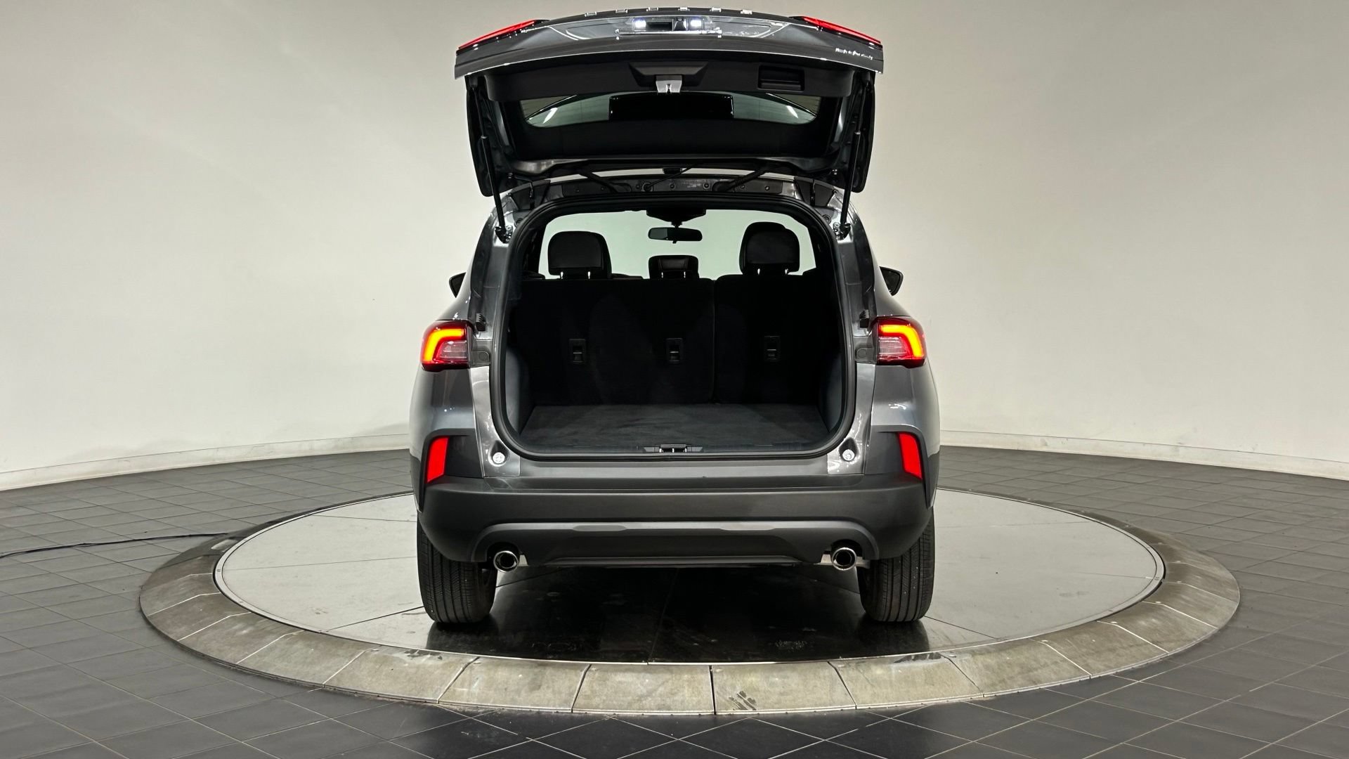 Used 2025 Ford Escape ST-Line AWD/4WD image 26